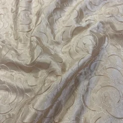 Flora Rose Table Runner in Champagne