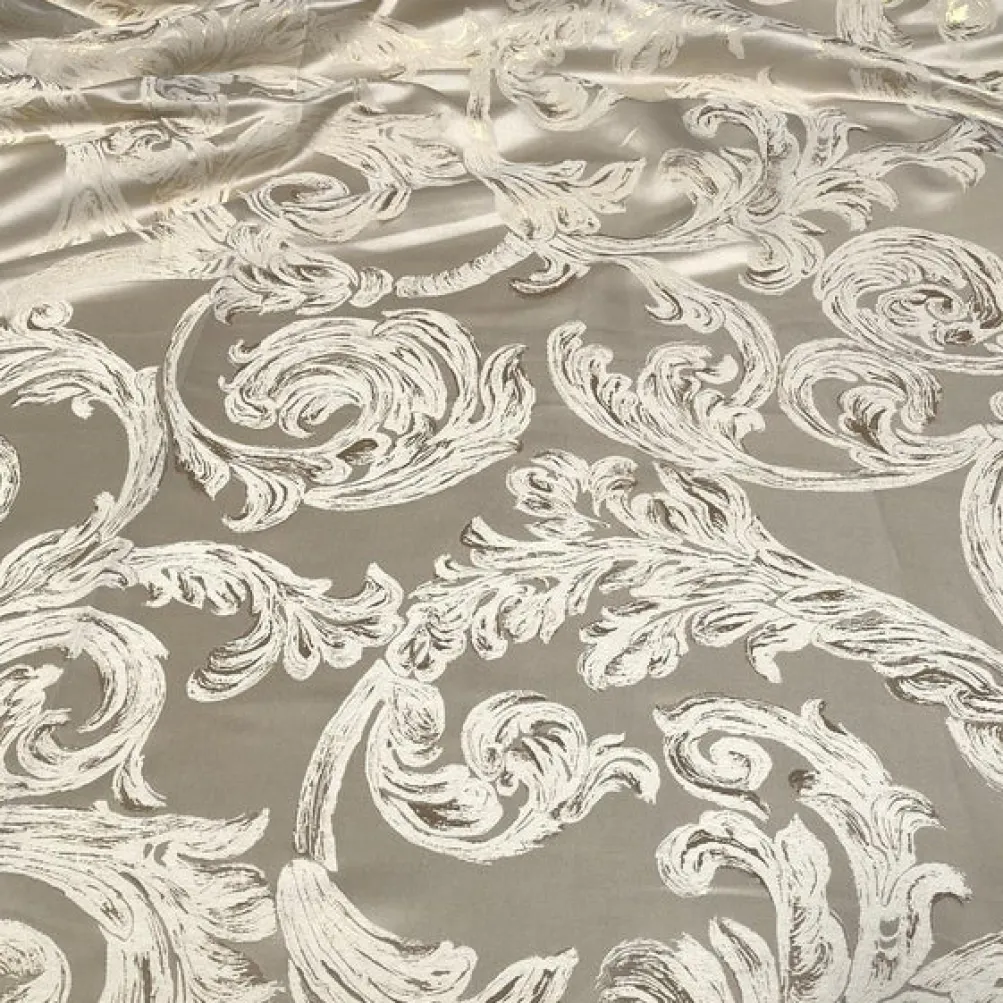 Florence Jacquard Table Linen in Gold