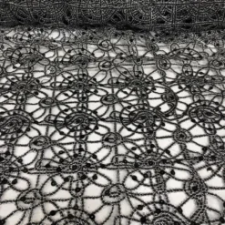 Flower Chain Lace Table Linen in Black and Silver