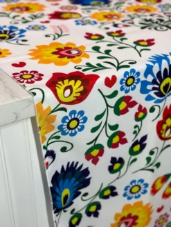 Flower Hoop (Poly Print) Table Linen