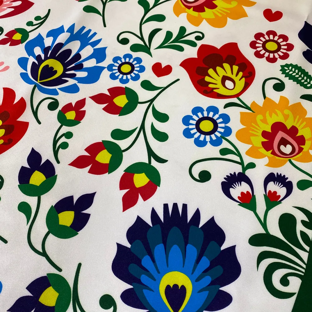 Flower Hoop (Poly Print) Table Linen