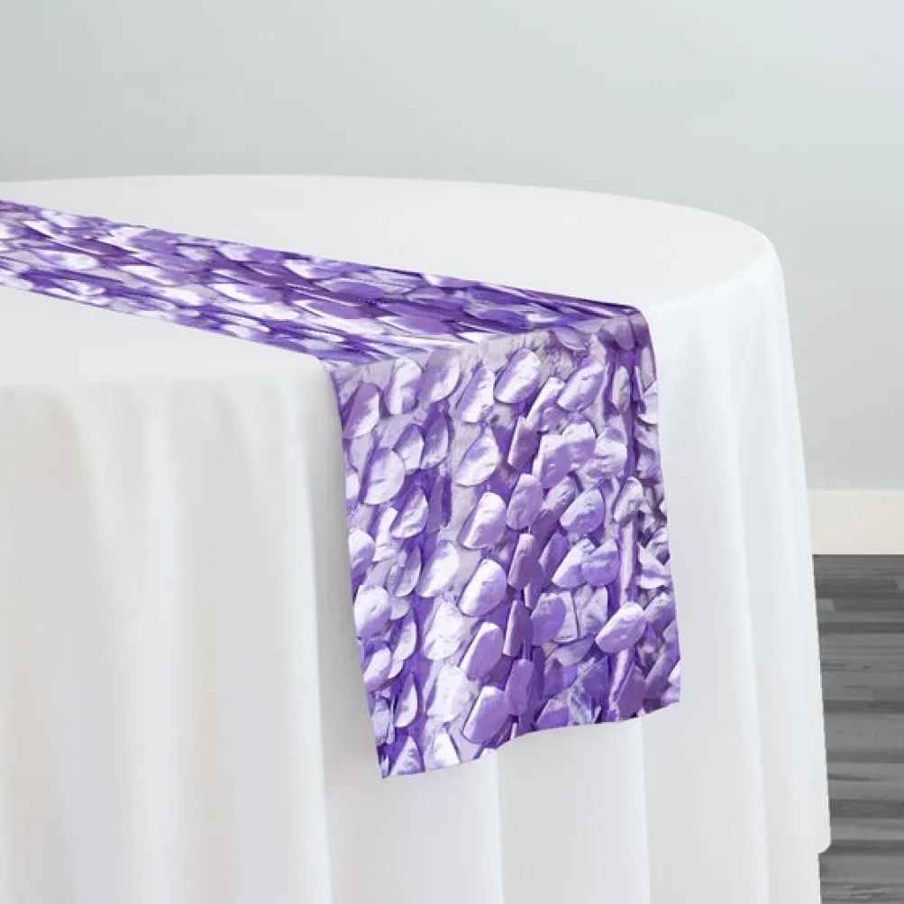 Funzie (Circle Hanging) Taffeta Table Runner in Lilac