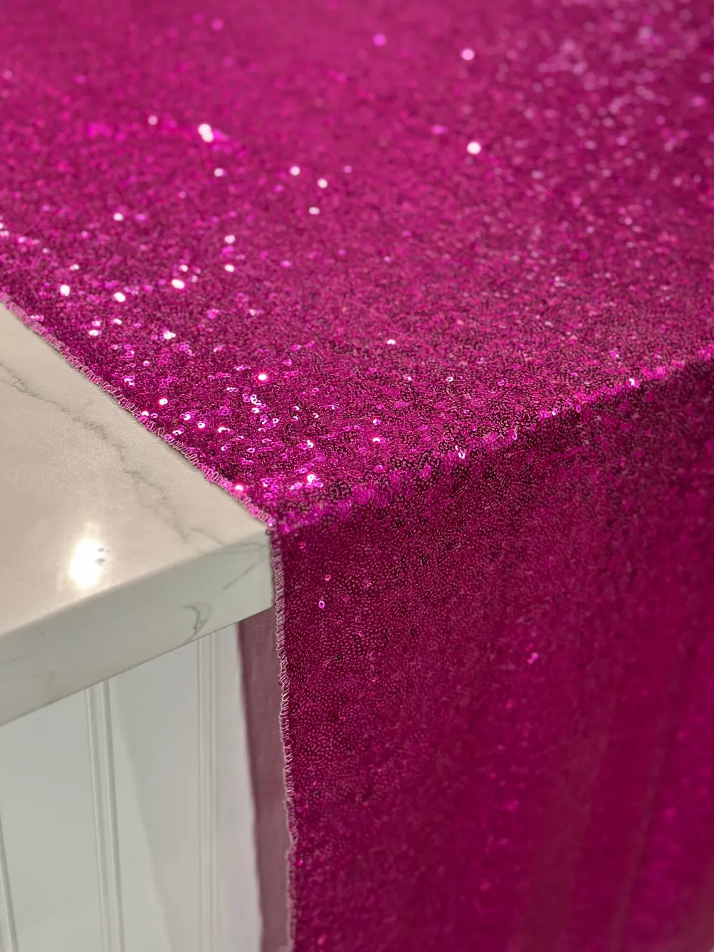 Glitz Sequins Table Linen in Fuchsia