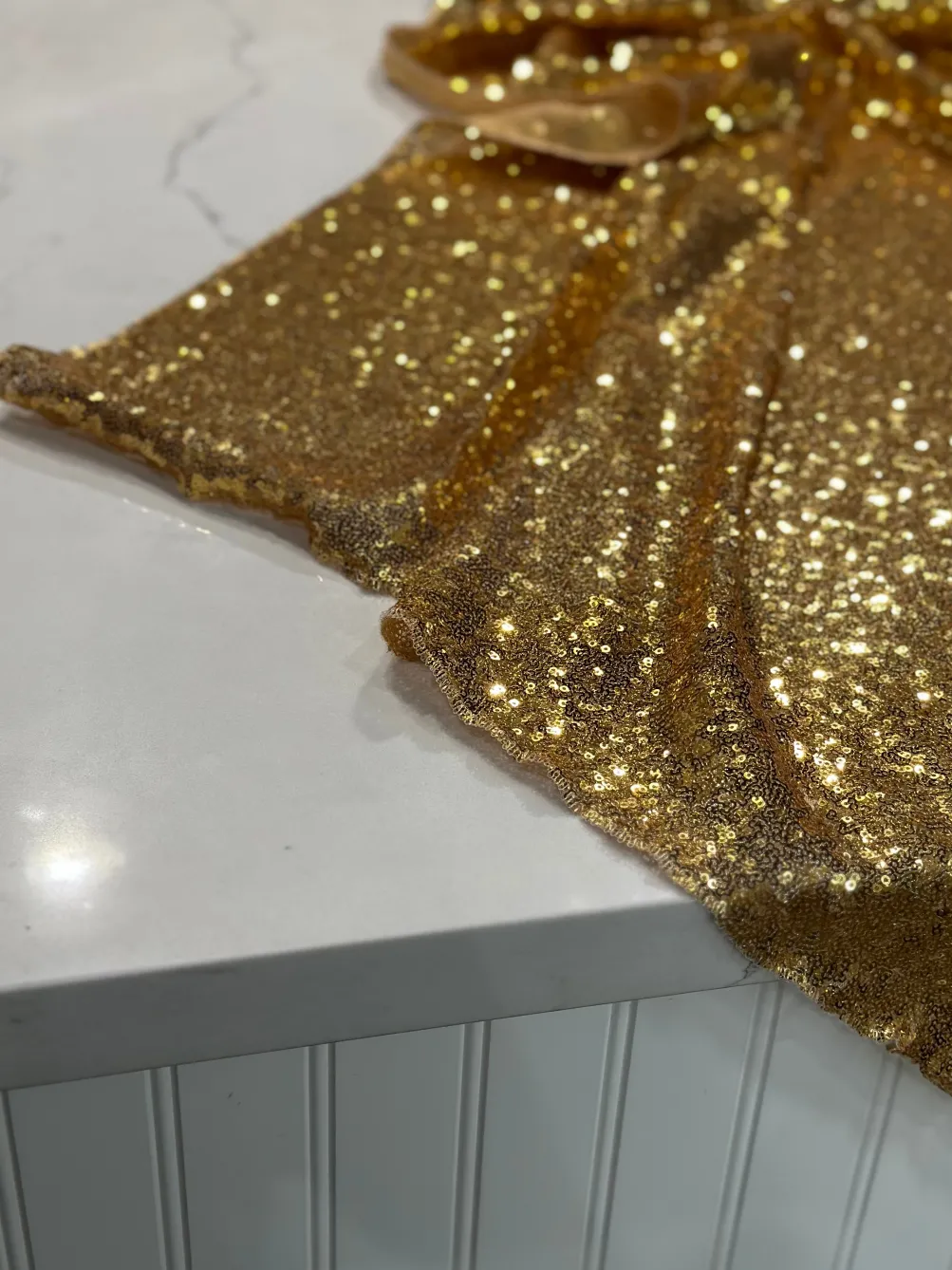 Glitz Sequins Table Linen in Gold 24K