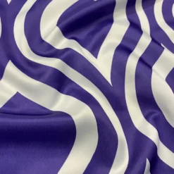 Groovy Print (Lamour) Table Linen in Purple
