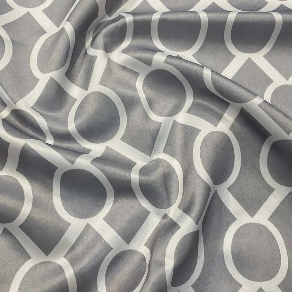 Halo Print (Lamour) Table Linen in Silver