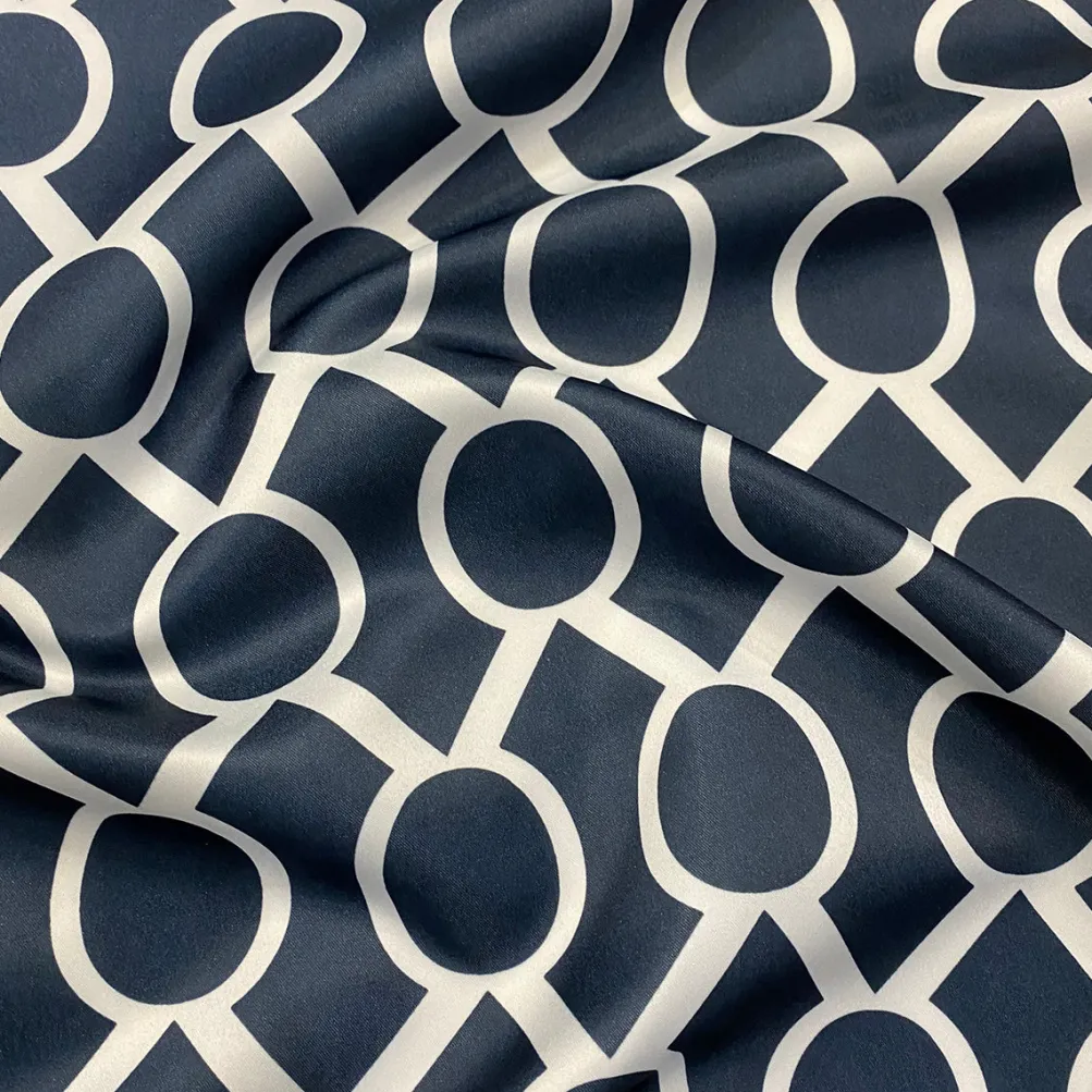 Halo Print (Lamour) Table Linen in Navy
