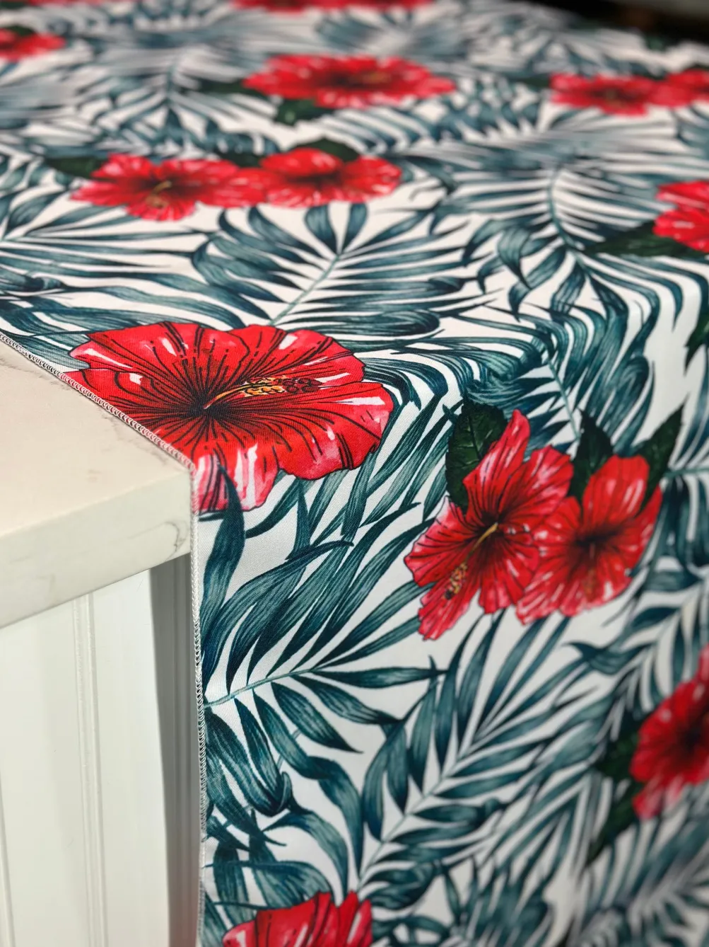 Hibiscus (Poly Print) Table Linen
