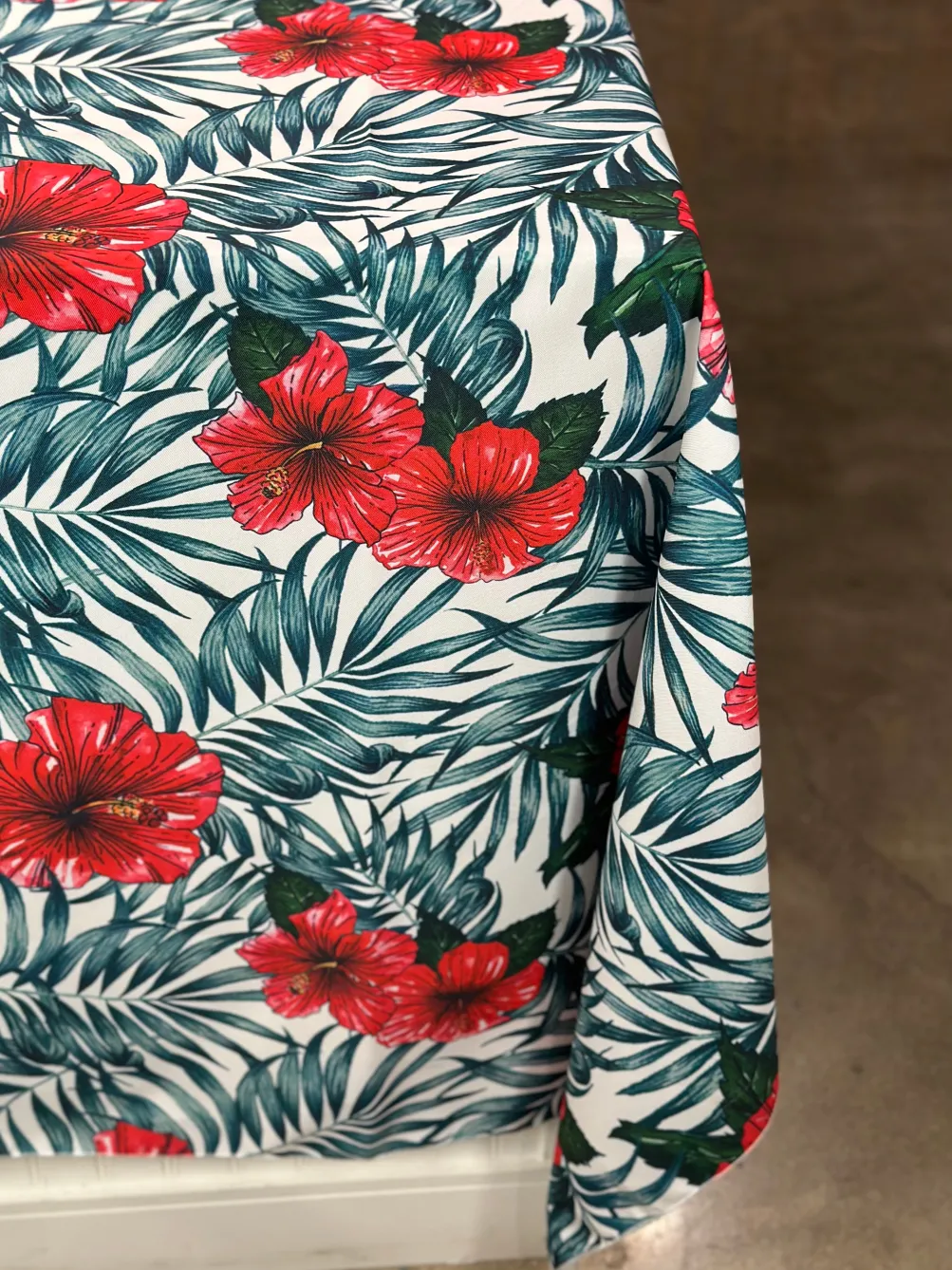 Hibiscus (Poly Print) Table Linen