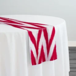Horizon (Poly Print) Table Runner in Fuchsia
