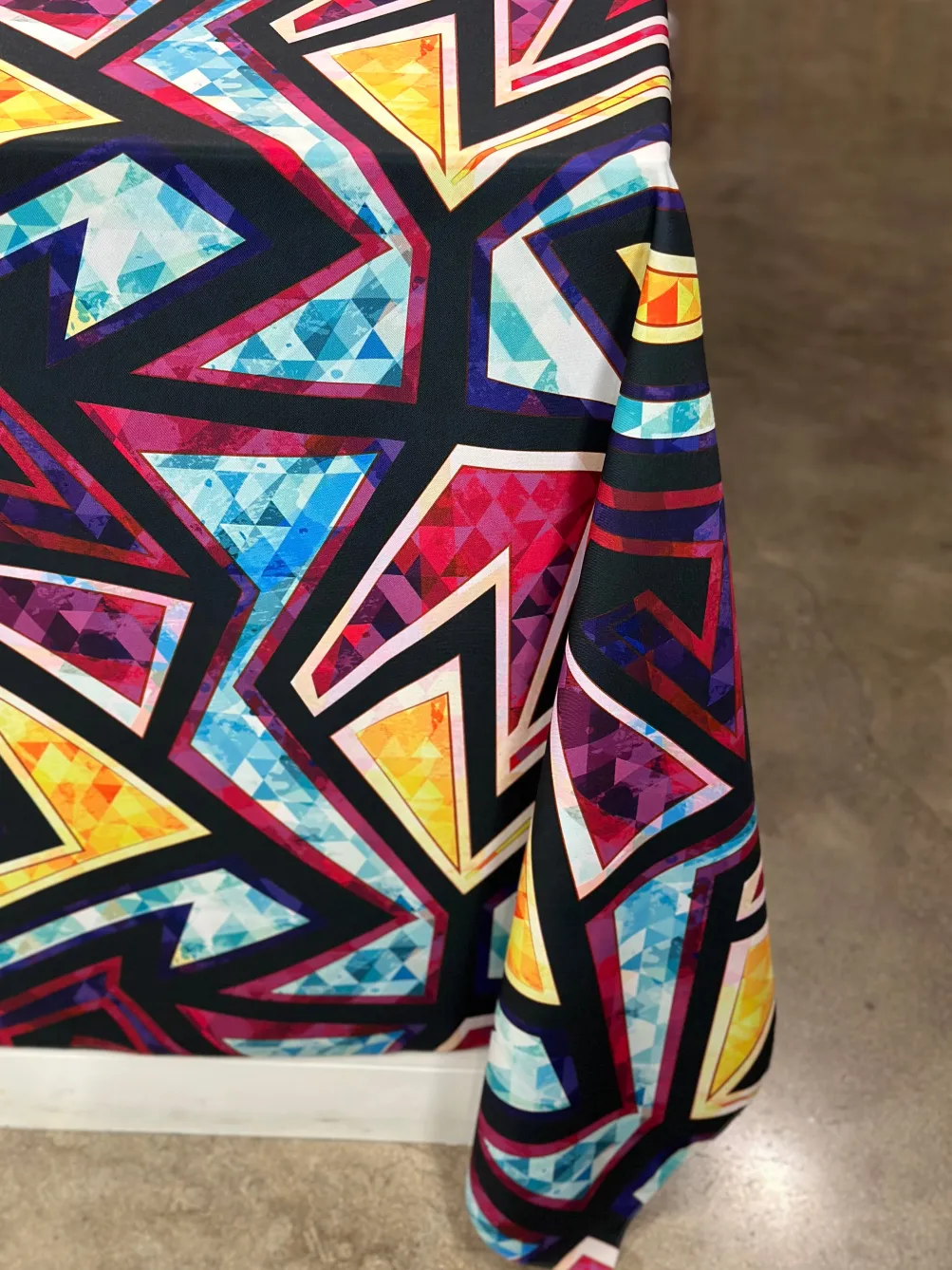 Ikon (Poly Print) Table Linen