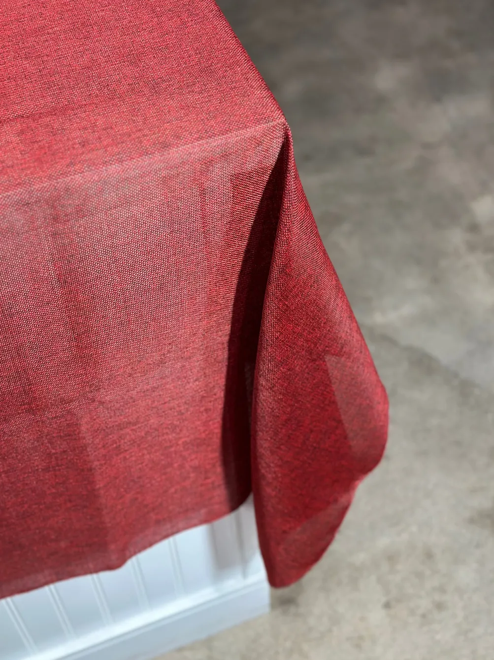 Imitation Burlap Table Linen in Cranberry