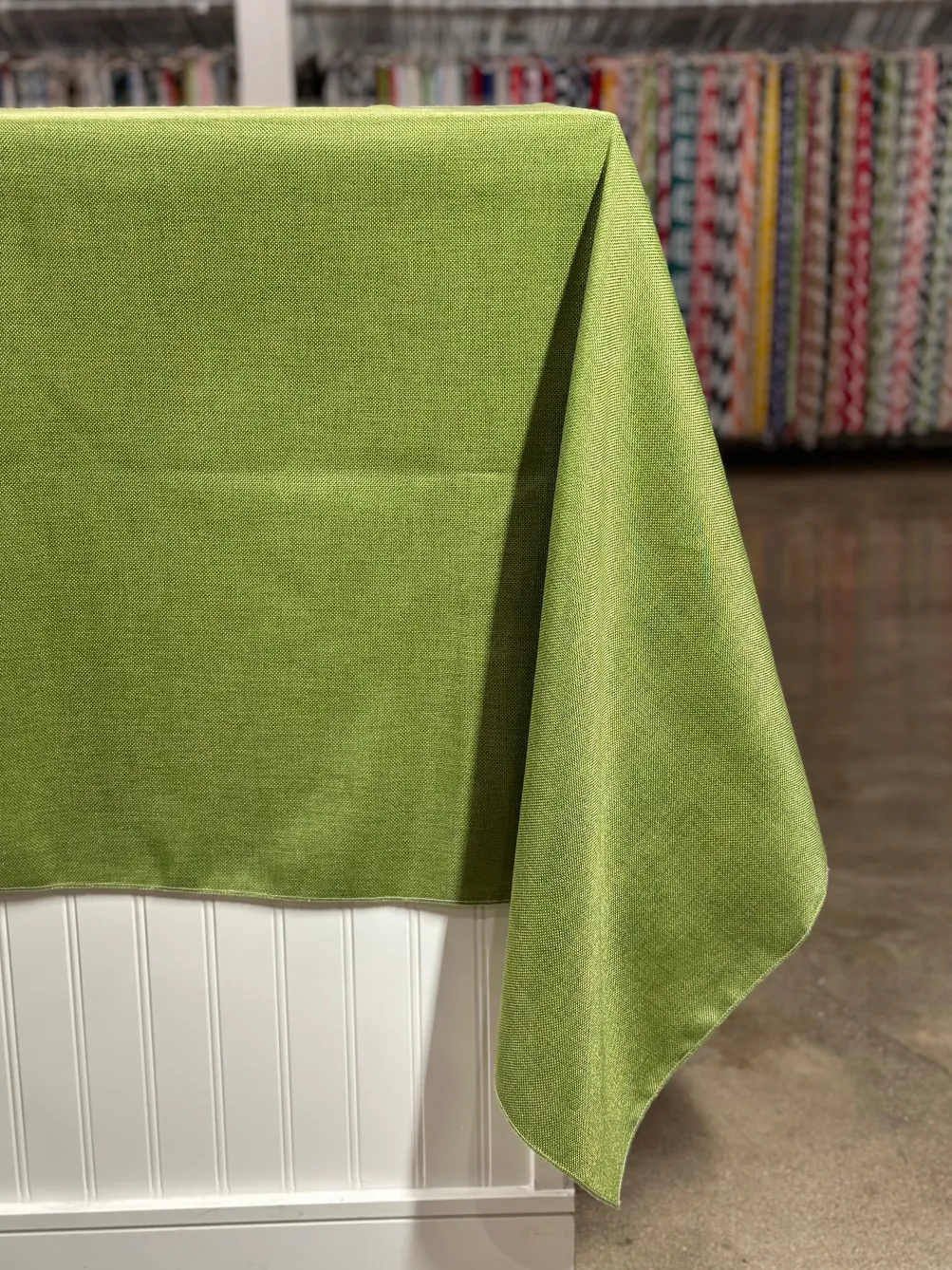 Imitation Burlap Table Linen in Willow Green
