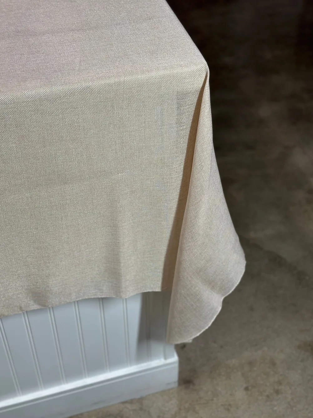 Imitation Burlap Table Linen in Sand