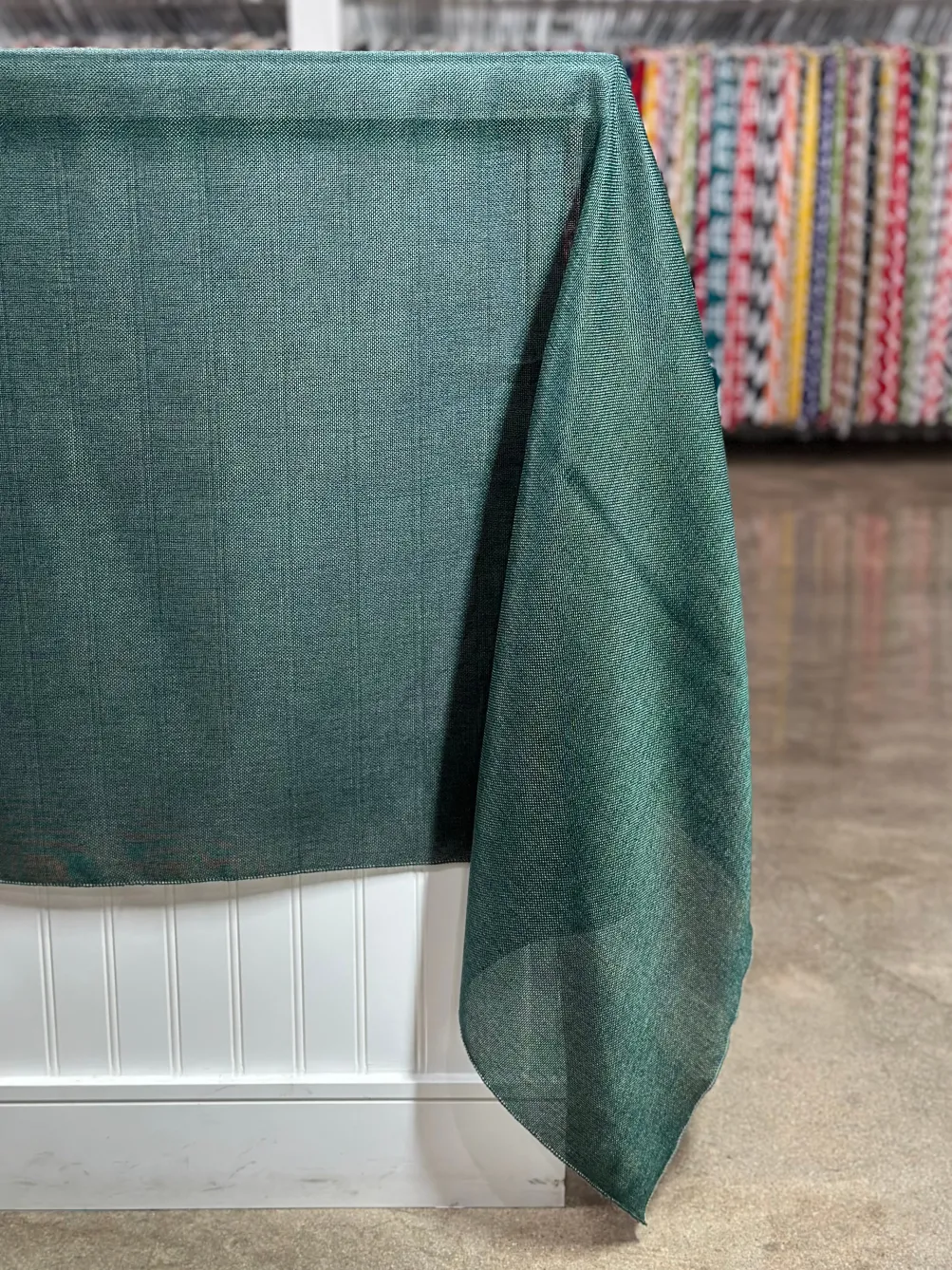 Imitation Burlap Table Linen in Hunter Green