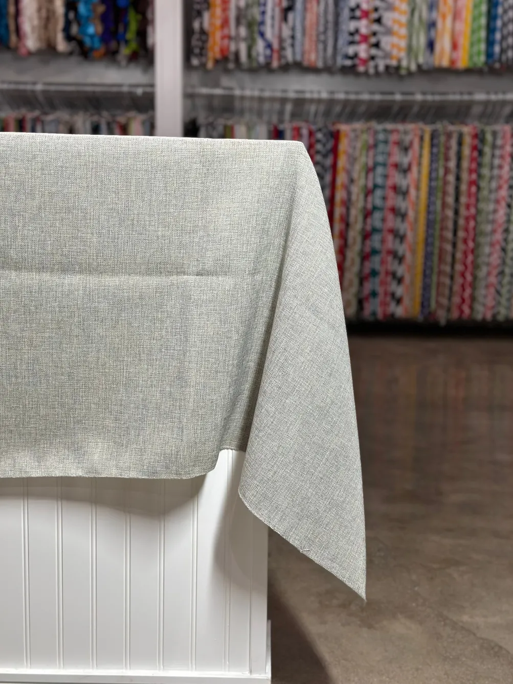 Imitation Burlap Table Linen in Silver