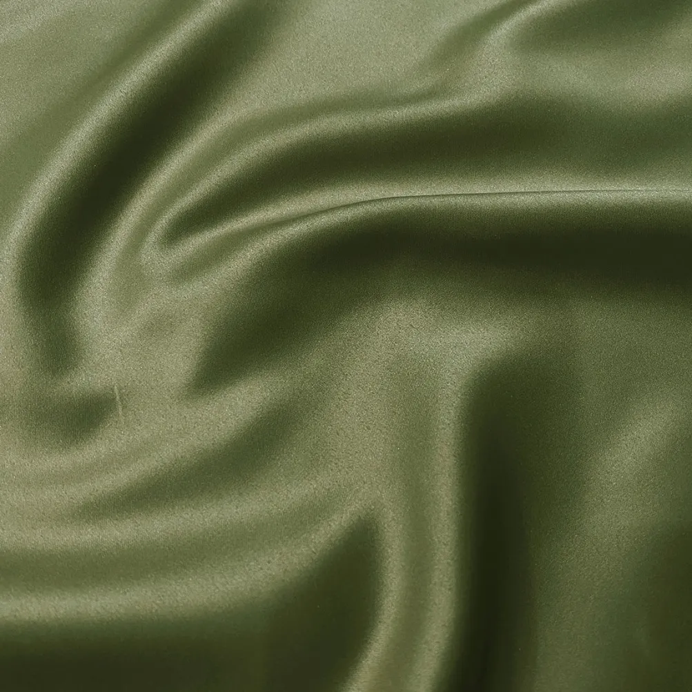 Lamour (Dull) Satin Table Linen in Green As 9957