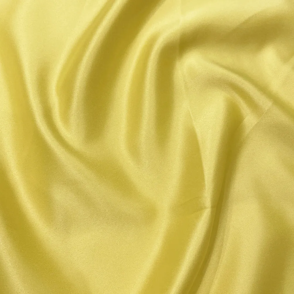 Lamour (Dull) Satin Table Runner in Spa Sorbet 1615