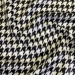 Lamour Prints Table Linen in Houndstooth