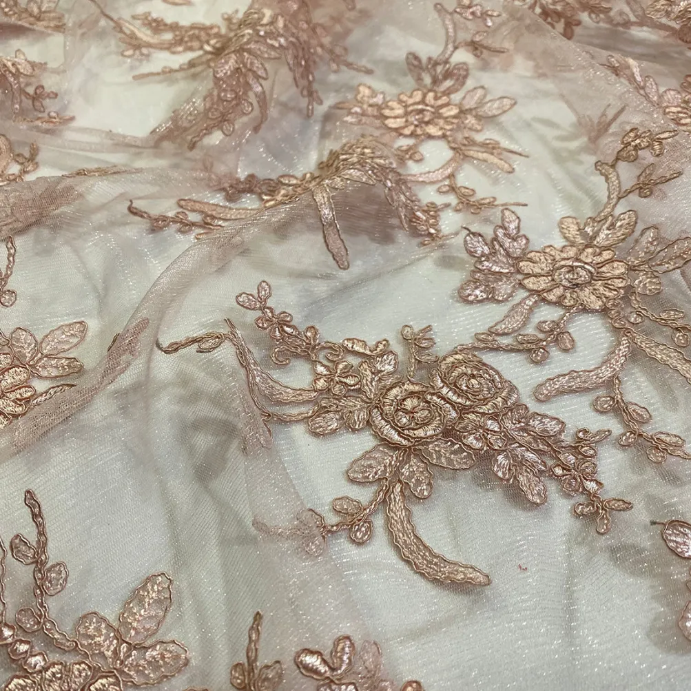 Laylani Lace Table Runner in Champagne