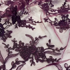 Laylani Lace Table Runner in Raisin