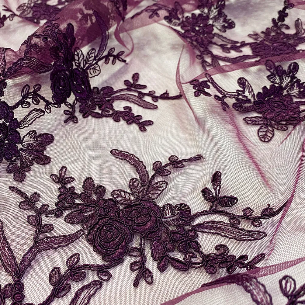 Laylani Lace Table Runner in Raisin