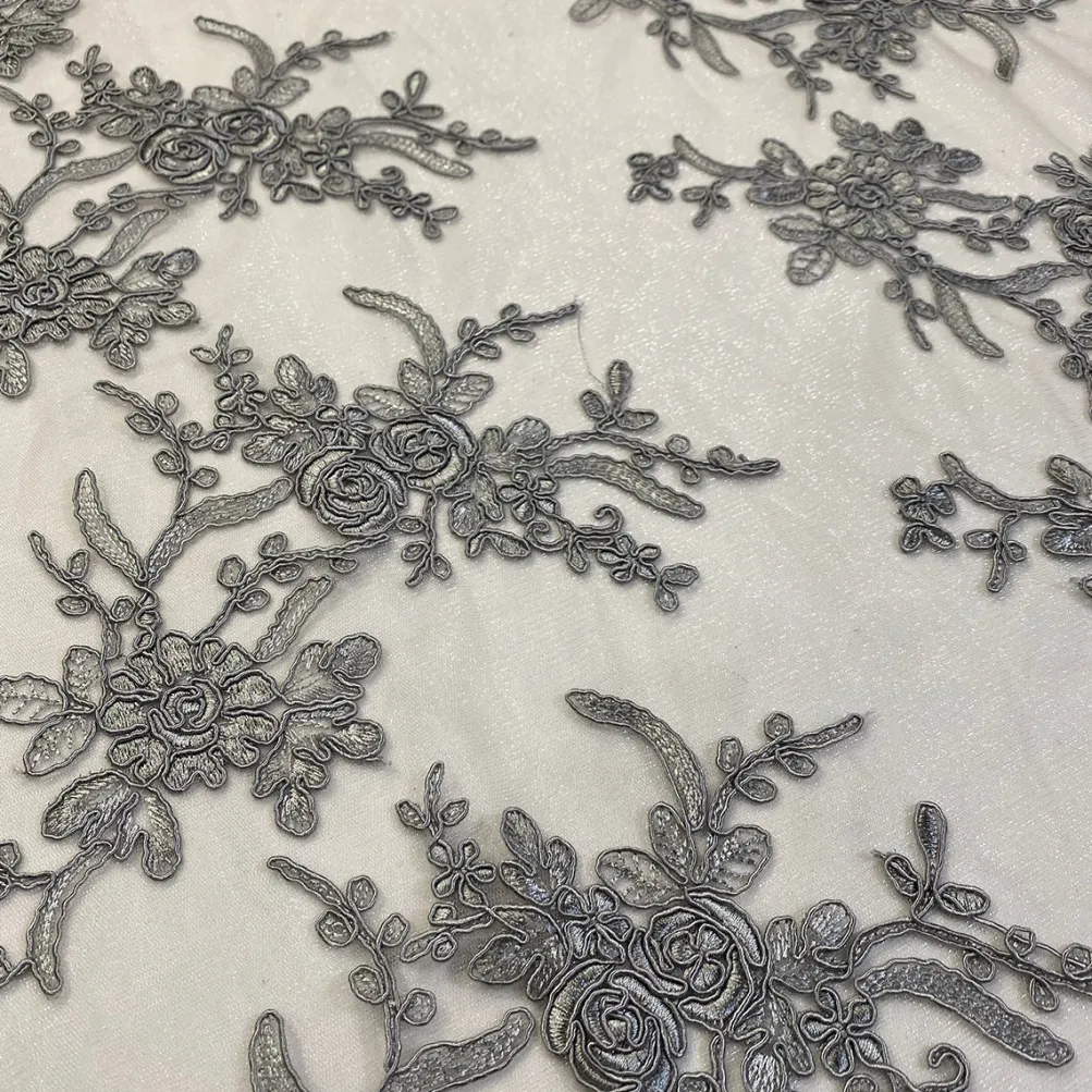 Laylani Lace Table Runner in Silver