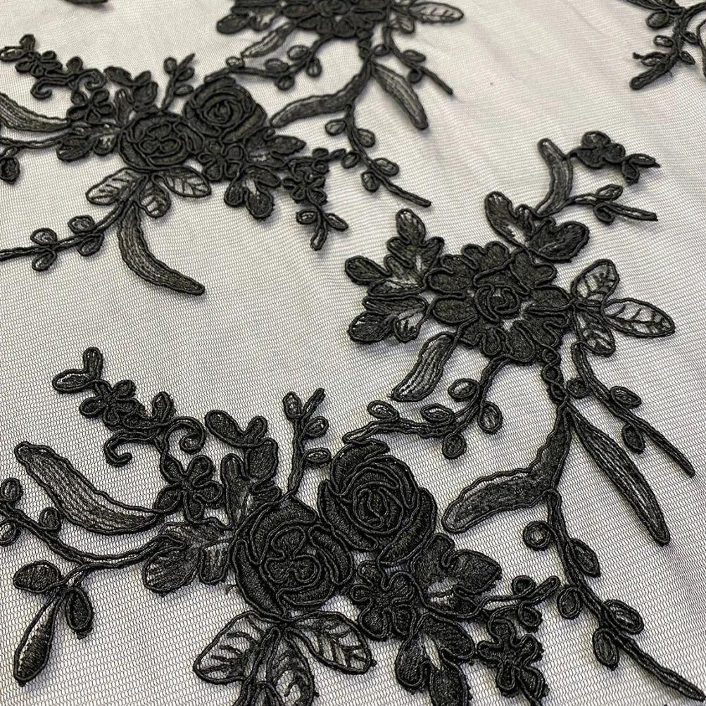 Laylani Lace (w/ Poly Lining) Table Napkin in Black