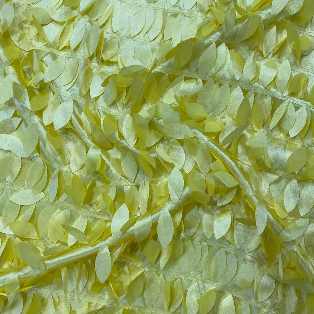 Leaf Hanging Taffeta Table Linen in Lime