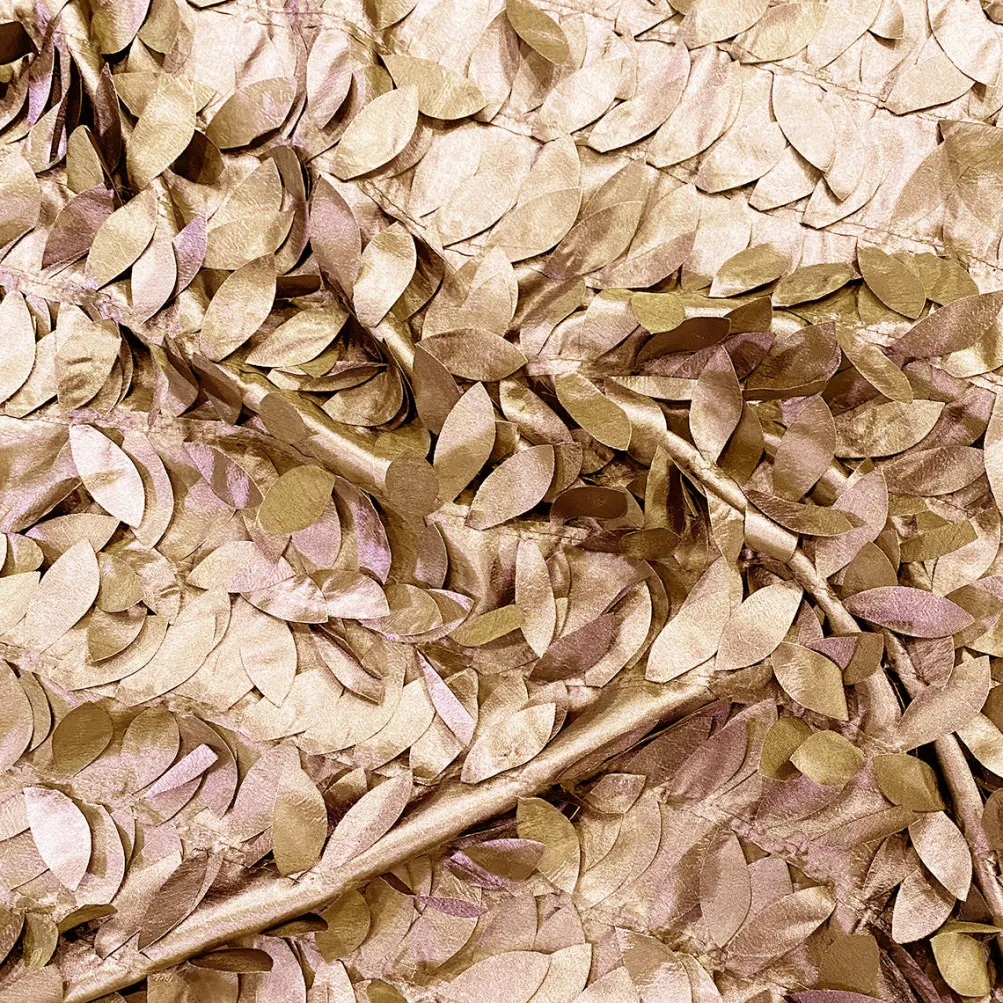Leaf Hanging Taffeta Table Runner in Taupe and Gold