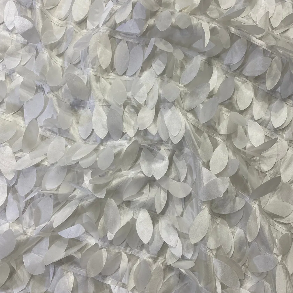 Leaf Hanging Taffeta Table Runner in White