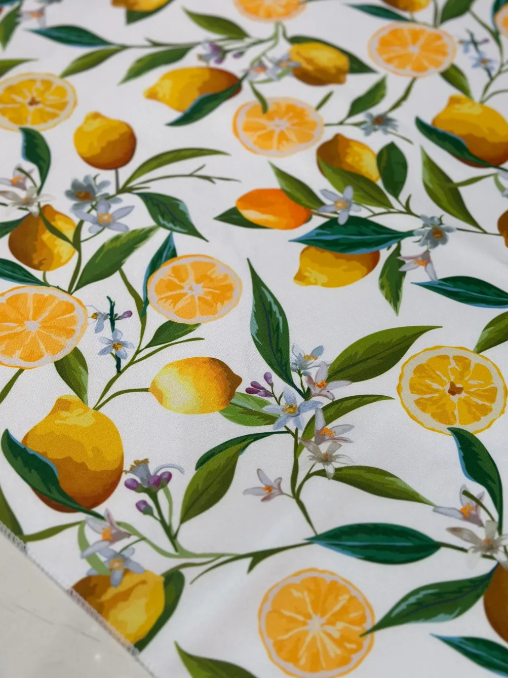 Lemon (Poly Print) Table Linen