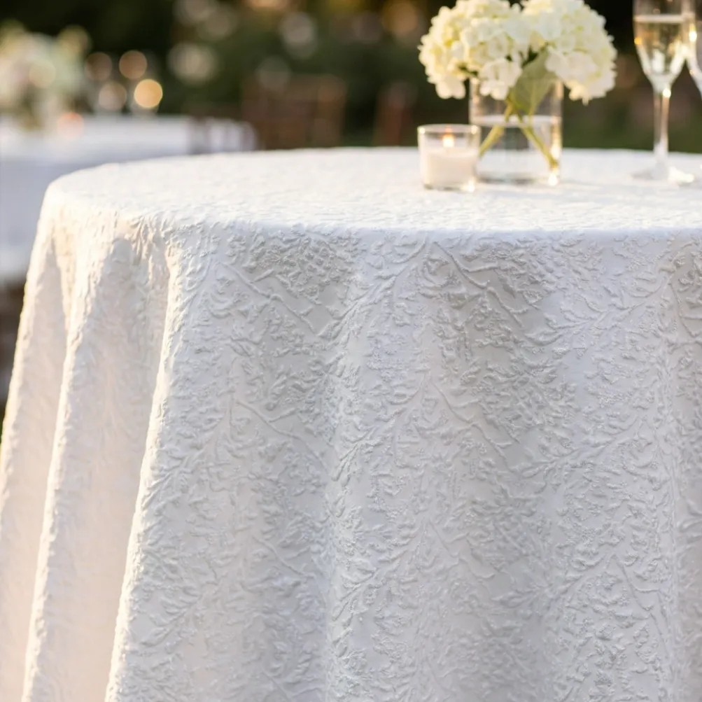 Lucia Jacquard Table Linen in White