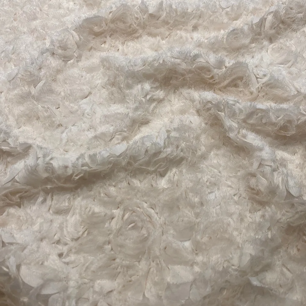 Lush Chiffon Table Runner in Ivory