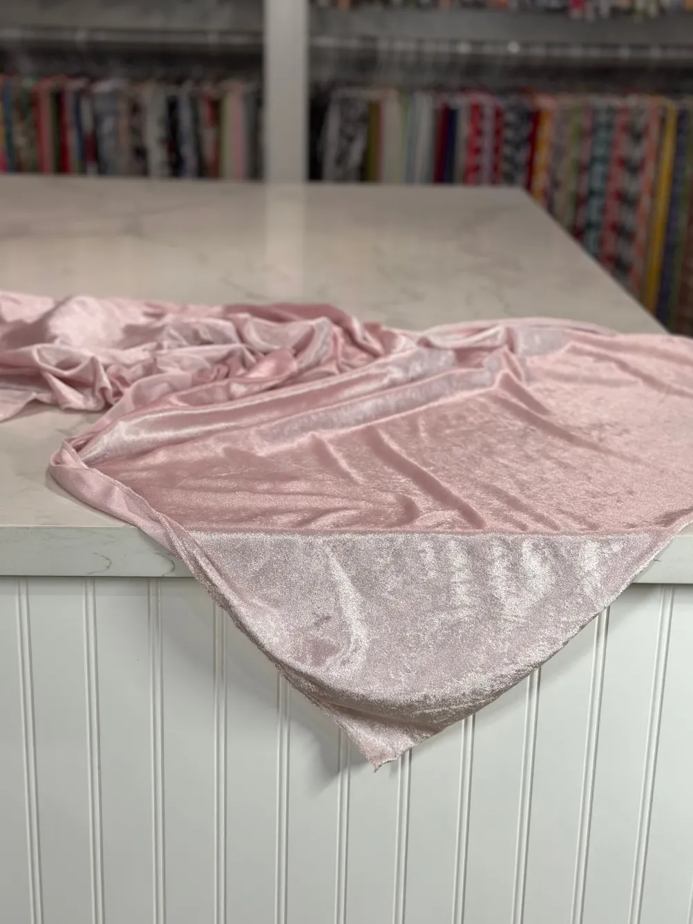 Lush Velvet Table Linen in Blush