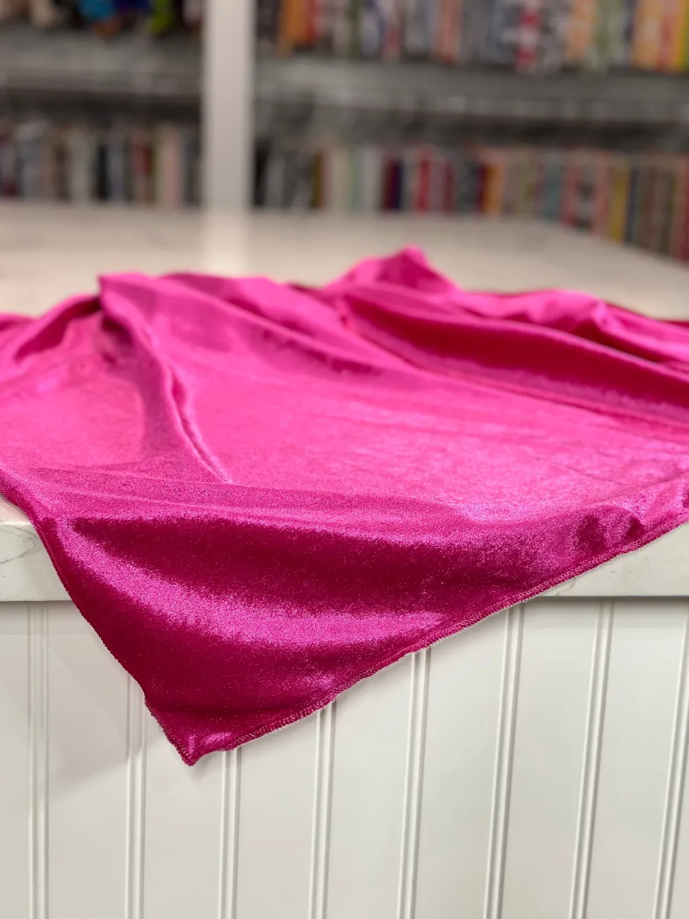 Lush Velvet Table Linen in Fuchsia