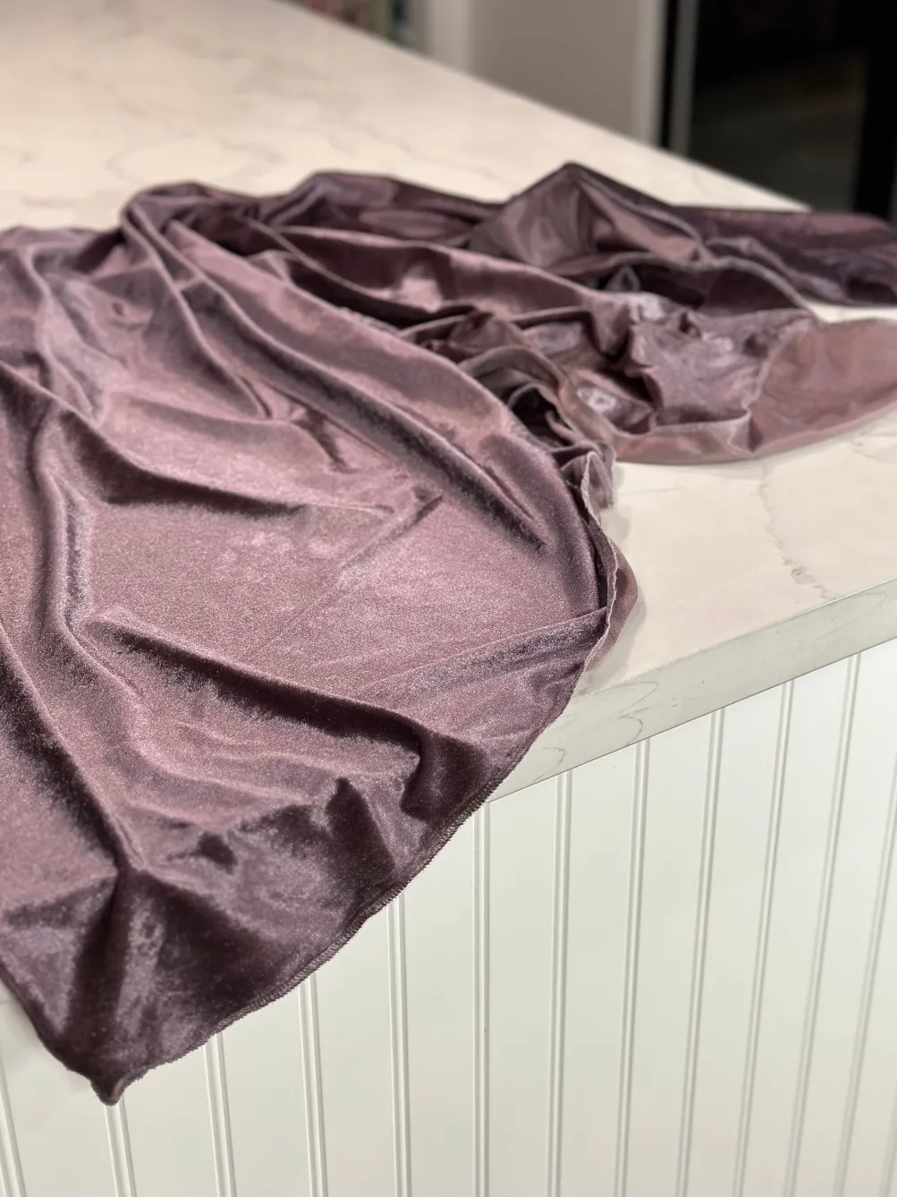 Lush Velvet Table Linen in Heather
