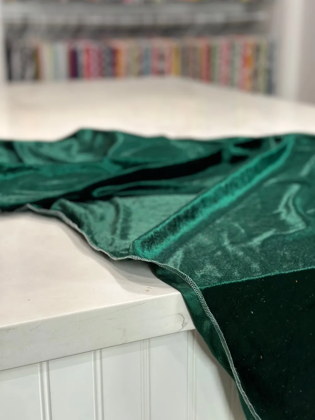 Lush Velvet Table Linen in Hunter Green