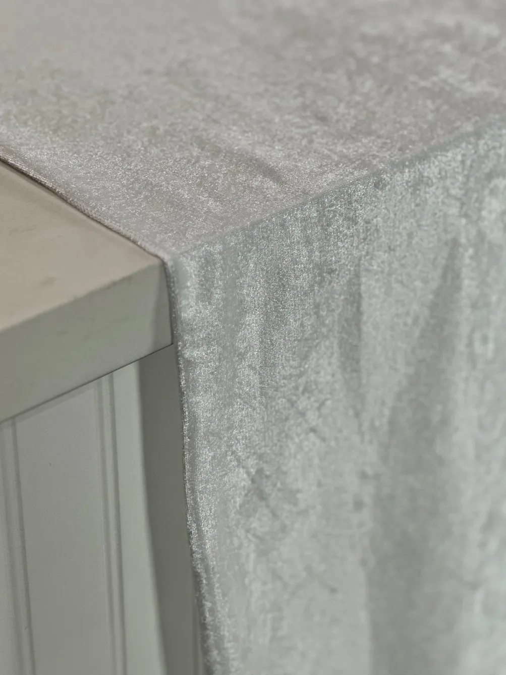 Lush Velvet Table Linen in White