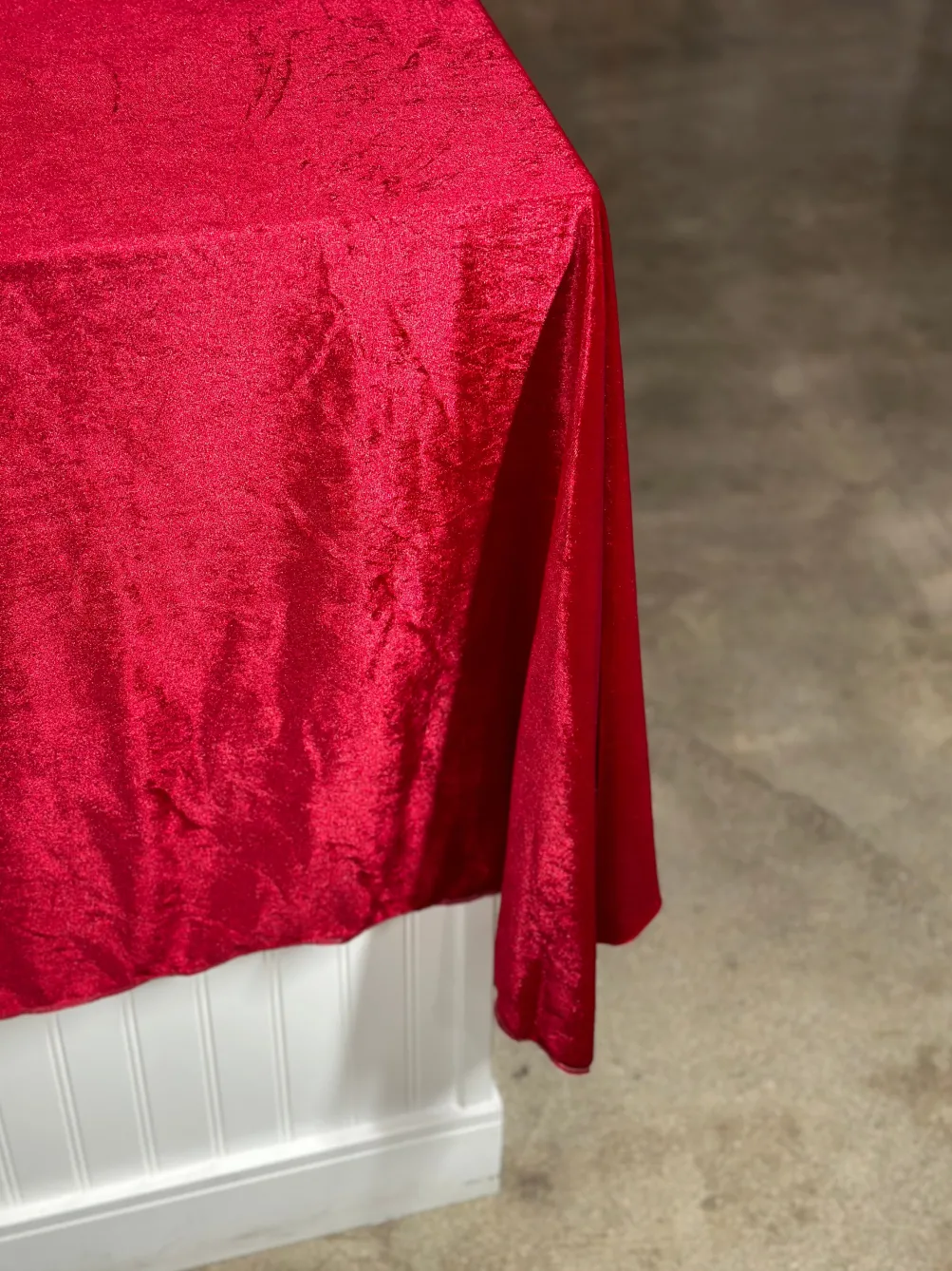 Lush Velvet Table Linen in Wine