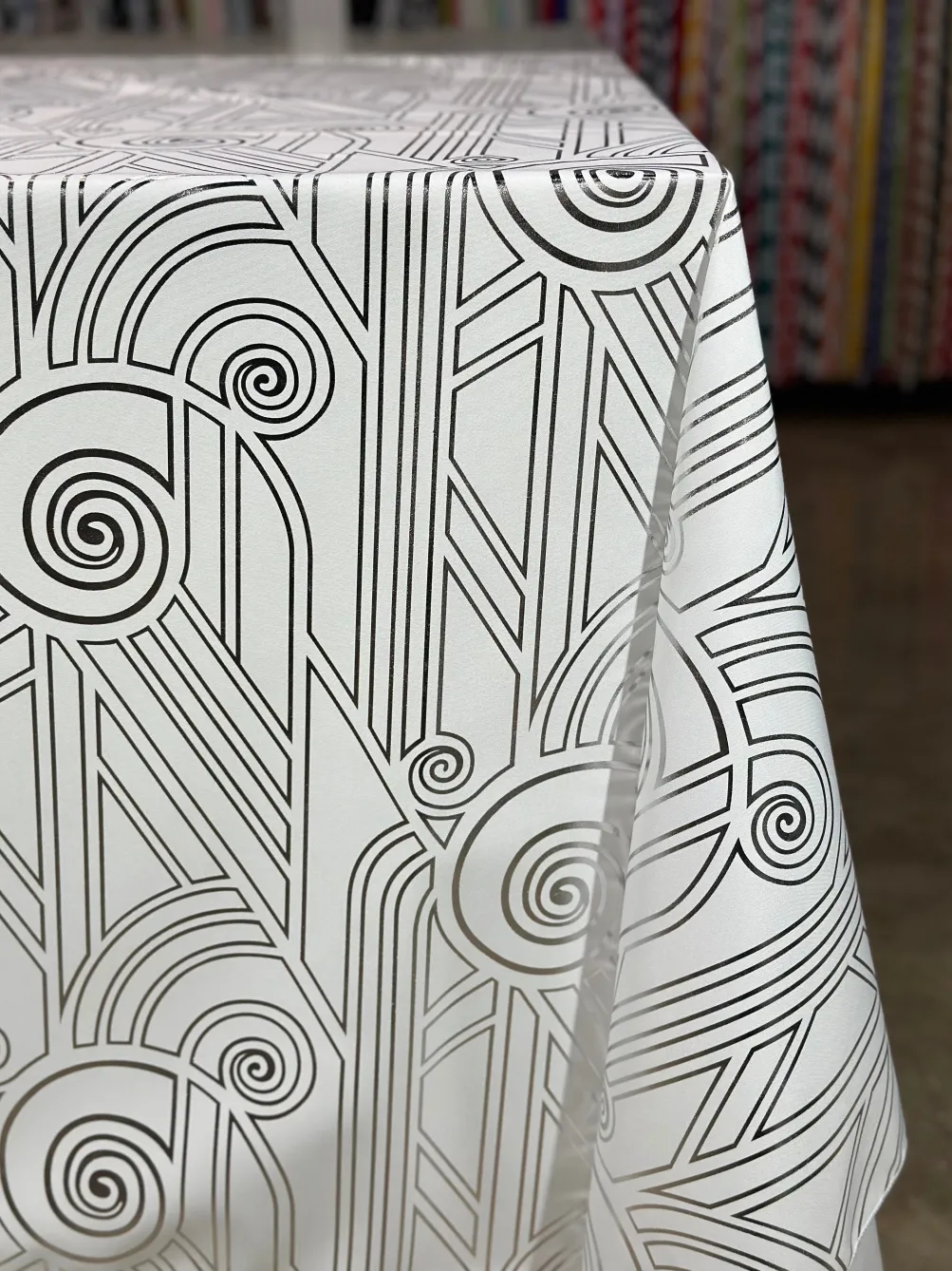 Luxor (Metallic Print) Table Linen in White and Silver
