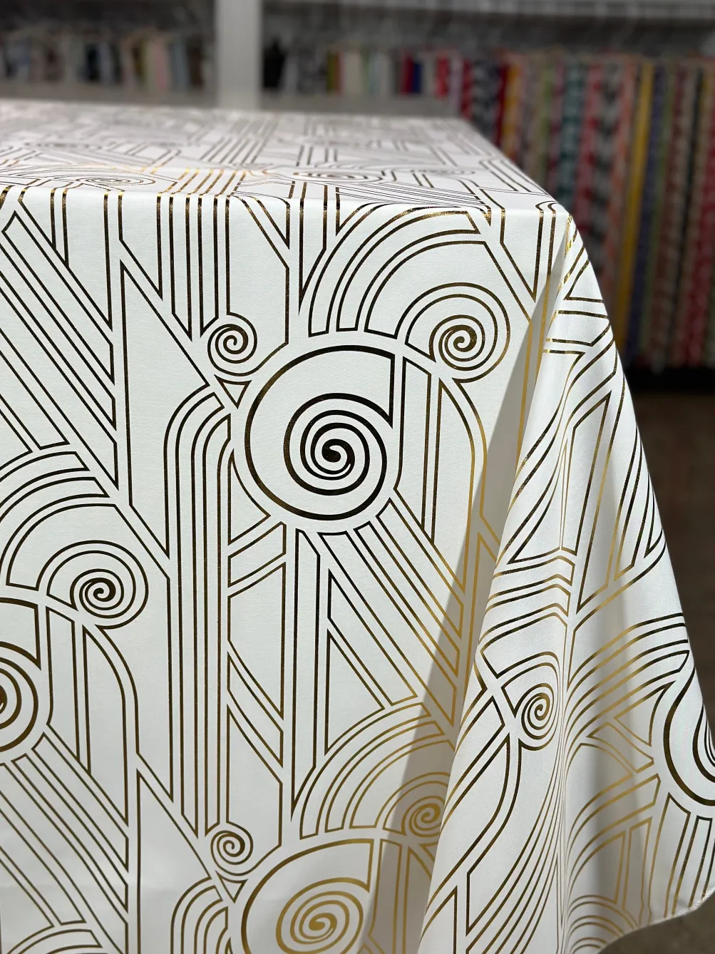 Luxor (Metallic Print) Table Linen in White and Gold