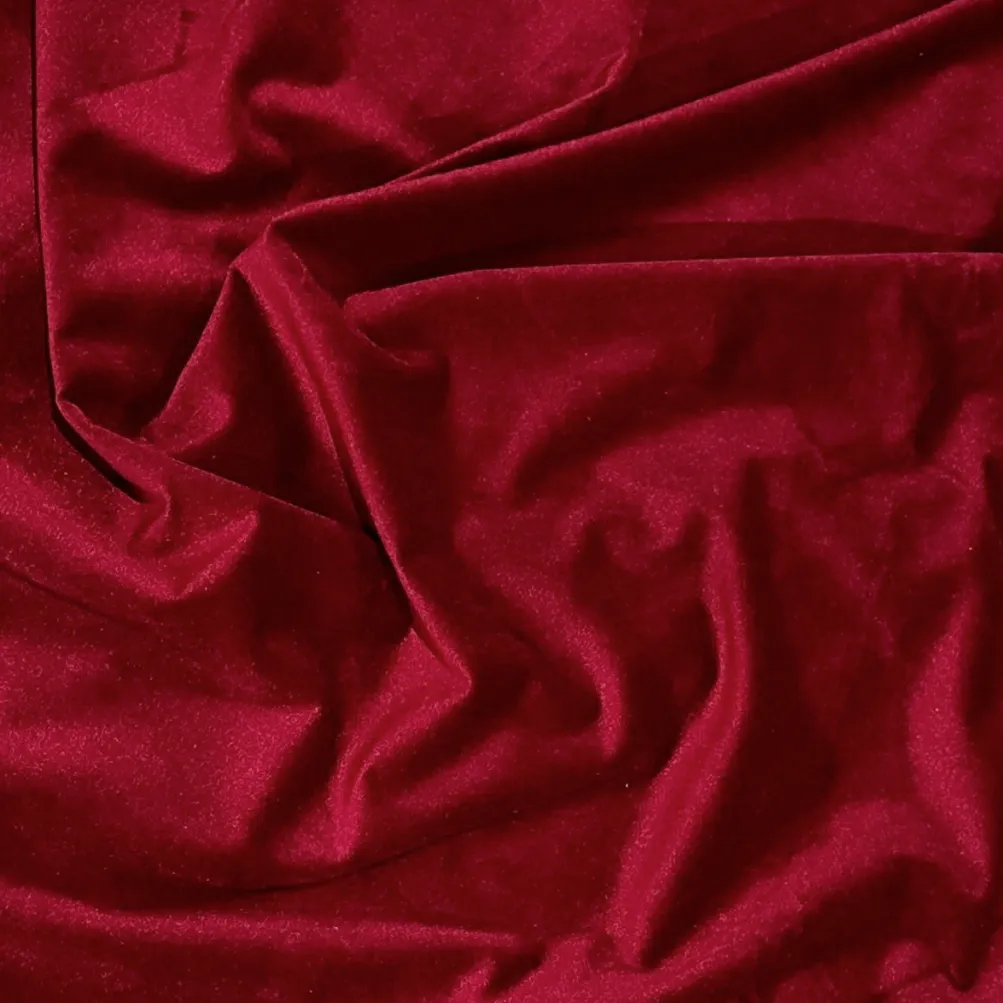 Luxury Plush Velvet Table Linen in Wine