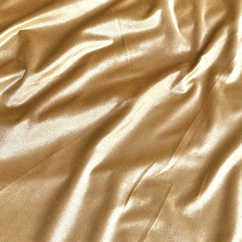 Luxury Plush Velvet Table Runner in Soft Gold