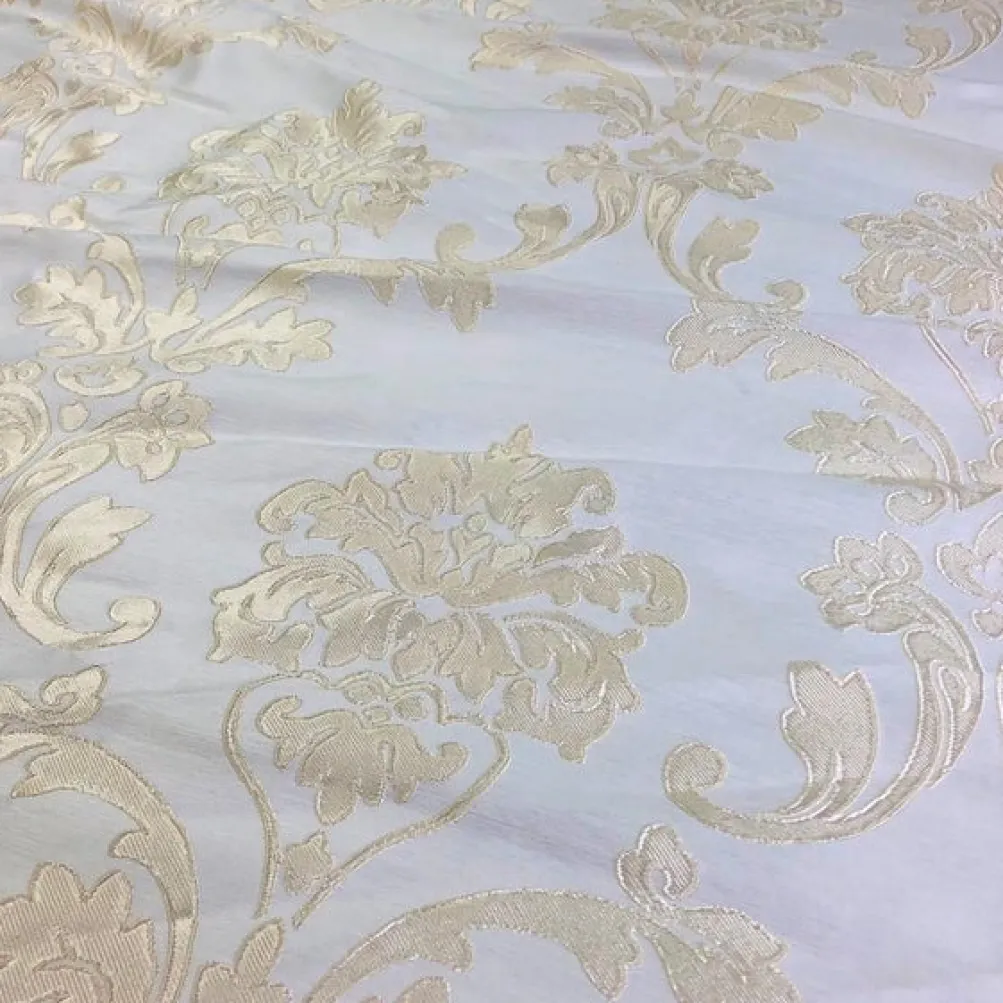 Madison Jacquard (Reversible) Table Runner in Champagne