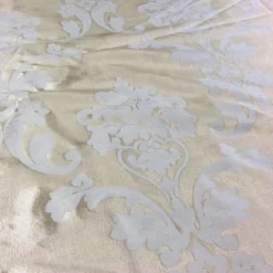 Madison Jacquard (Reversible) Table Linen in Champagne
