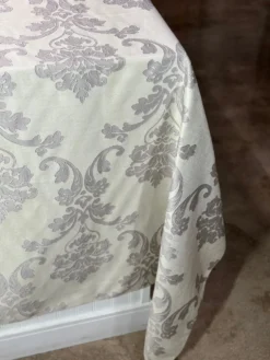 Madison Jacquard (Reversible) Table Linen in Champagne