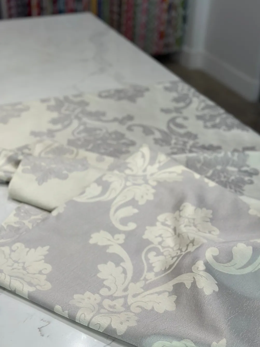 Madison Jacquard (Reversible) Table Linen in Champagne