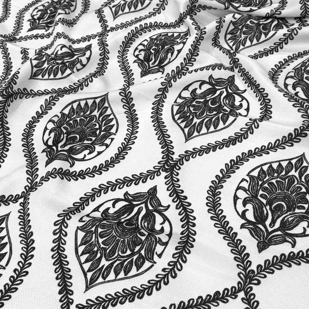 Mayfair (Slub Print) Table Runner in Black
