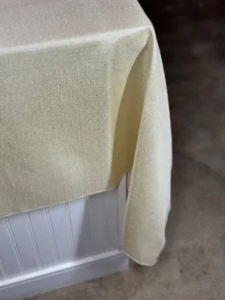 Metallic Burlap Table Linen in Ivory/Silver